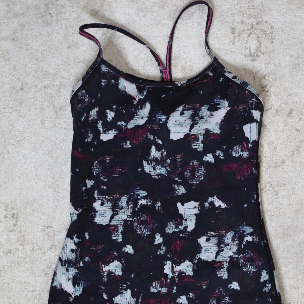 Lululemon Tank w/ Attached Bra